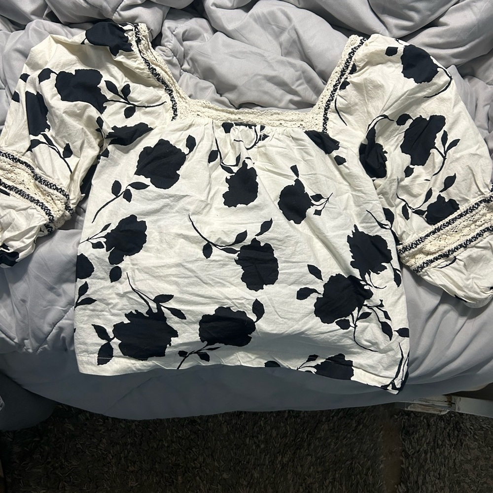 Floral Black and White Women's Top